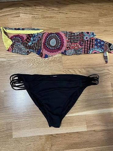 Kupaći kostim u S veličini. Nošen, u dobrom stanju at lalafo.rs Kupaći kostim u S veličini. Nošen, u dobrom stanju