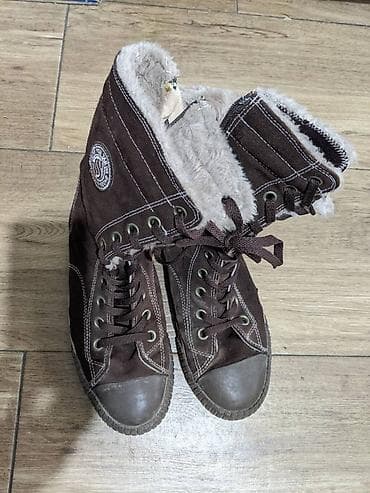 Tom Tailor, 42
Duboke, postavljene krznom, udobne i tople na lalafo.rs — 2 Tom Tailor, 42
Duboke, postavljene krznom, udobne i tople — 2