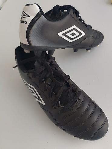 Umbro kopačke za fudbal na travi (FG) - Model sa fiksnim kramponima at lalafo.rs — 10 Umbro kopačke za fudbal na travi (FG) - Model sa fiksnim kramponima — 10