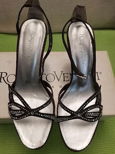 Sandale broj 36, braon, platno i cirkoni, štikla 8 cm, jednom nošene na lalafo.rs — 1 Sandale broj 36, braon, platno i cirkoni, štikla 8 cm, jednom nošene — 1