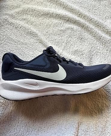 Trainers: Nike Revolution 7 – veličina 46 – nove Cena: 59e Teget, lagane i at lalafo.rs — 7 Trainers: Nike Revolution 7 – veličina 46 – nove Cena: 59e Teget, lagane i — 7