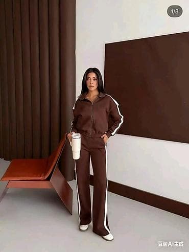 Women's Sweatsuits: S.m.L.xL. Termo pamuk. Akcija. 3200 din⚡ at lalafo.rs — 3 Women's Sweatsuits: S.m.L.xL. Termo pamuk. Akcija. 3200 din⚡ — 3