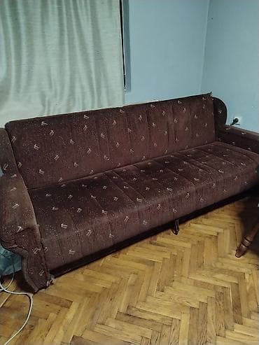 Trosed/sofa na razvlačenje – braon boje sa diskretnim šarama. - Tip na lalafo.rs Trosed/sofa na razvlačenje – braon boje sa diskretnim šarama. - Tip