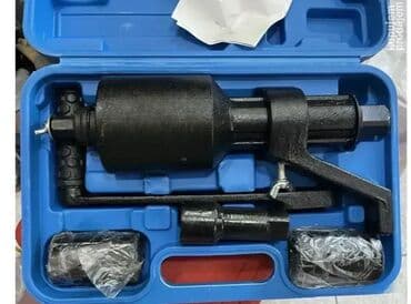 Setovi ručnog alata: Ruski ključ za točkove sa dve brzine + gedore 30mm i 32mm Opis na lalafo.rs Setovi ručnog alata: Ruski ključ za točkove sa dve brzine + gedore 30mm i 32mm Opis