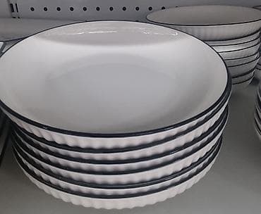 Ručni izbor posuđa za serviranje – dekorativni tanjiri i činije - na lalafo.rs — 3 Ručni izbor posuđa za serviranje – dekorativni tanjiri i činije - — 3