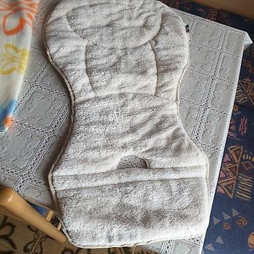 Torbice pitaj te za cenu od 300 do 600 at lalafo.rs — 8 Torbice pitaj te za cenu od 300 do 600 — 8