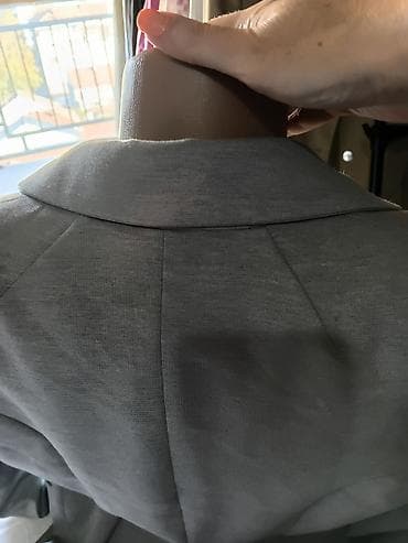 zenske broj: H&M ženski sako – sivi - Brend: H&M - Veličina: EUR 36 / US 8 at lalafo.rs — 8 zenske broj: H&M ženski sako – sivi - Brend: H&M - Veličina: EUR 36 / US 8 — 8