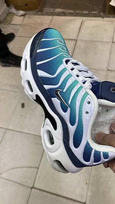 Women's Footwear: Nove boje TN patike od 36 do 41 za samo 3600 din
pb at lalafo.rs — 2 Women's Footwear: Nove boje TN patike od 36 do 41 za samo 3600 din
pb — 2