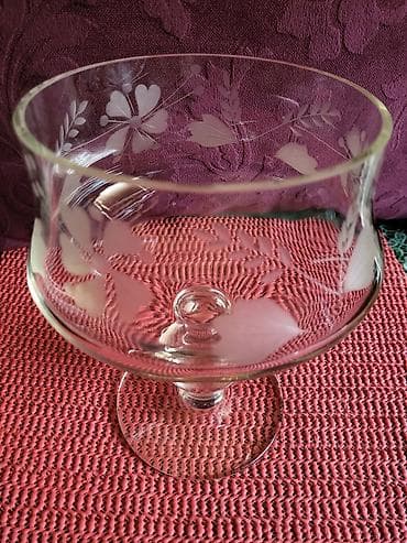 Casa nova velika kristalna sa gravurom,rucni rad. ceska 70te za na lalafo.rs — 7 Casa nova velika kristalna sa gravurom,rucni rad. ceska 70te za — 7