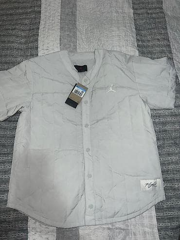 Workwear: Vest Nike, color - Beige at lalafo.rs — 6 Workwear: Vest Nike, color - Beige — 6
