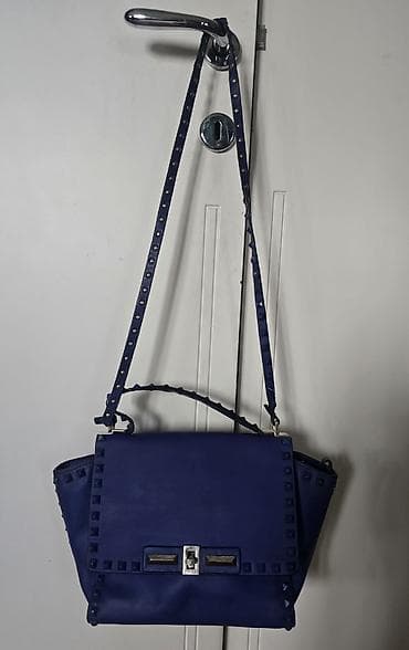 Valentino Garavani Rockstud leather handbag. Valentino Garavani kozna na lalafo.rs — 3 Valentino Garavani Rockstud leather handbag. Valentino Garavani kozna — 3