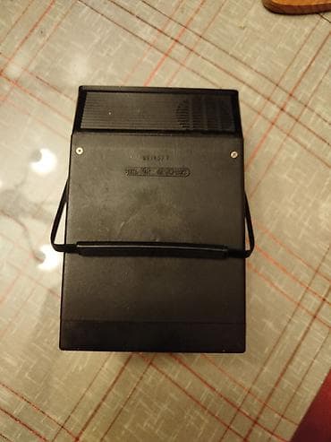 Retro televizor stari mali tv. Nepoznato stanje. Dijagonala ekrana na lalafo.rs — 8 Retro televizor stari mali tv. Nepoznato stanje. Dijagonala ekrana — 8