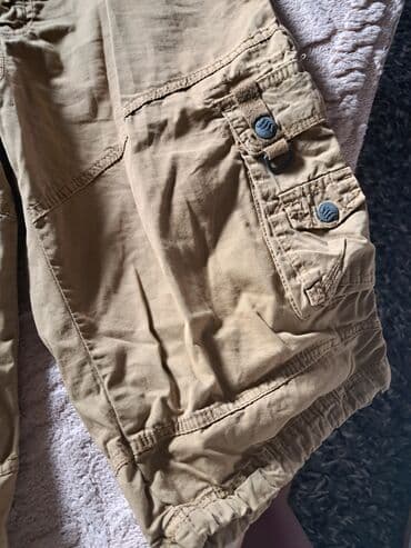 Muske bermude, dzeparice boja senfa nikad nosene lagane prijatne na lalafo.rs Muske bermude, dzeparice boja senfa nikad nosene lagane prijatne