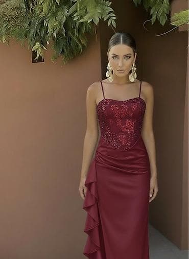 🔥Elegantna svečana haljina na bretele
3500 din na lalafo.rs — 3 🔥Elegantna svečana haljina na bretele
3500 din — 3