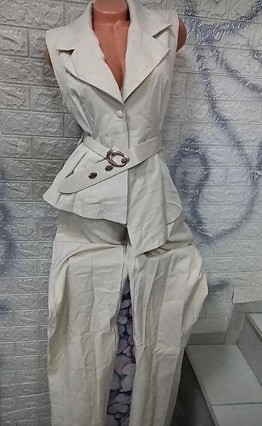 Ženski dvodelni komplet – prsluk i pantalone sa širokim nogavicama. - na lalafo.rs Ženski dvodelni komplet – prsluk i pantalone sa širokim nogavicama. -