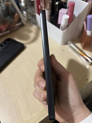 Samsung Galaxy S21 – crni - Ekran: Dynamic AMOLED 2X, ravna prednja at lalafo.rs — 3 Samsung Galaxy S21 – crni - Ekran: Dynamic AMOLED 2X, ravna prednja — 3