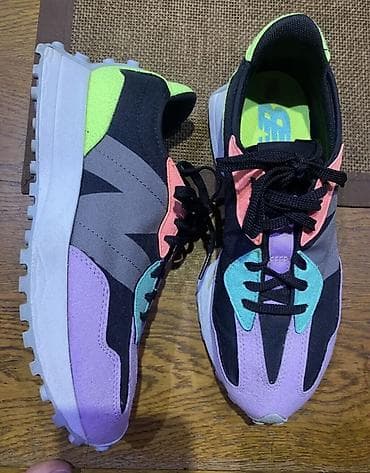 New Balance patike – model sa višebojnim gornjištem - Gornjište na lalafo.rs — 1 New Balance patike – model sa višebojnim gornjištem - Gornjište — 1