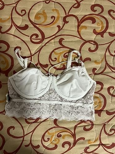 Beli čipkani bralet/top - Model: duži čipkani bralet sa žičanom na lalafo.rs — 1 Beli čipkani bralet/top - Model: duži čipkani bralet sa žičanom — 1