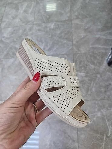 Ženske klompe/papuče sa blagim klinom - Model: otvoreni prsti i peta na lalafo.rs — 2 Ženske klompe/papuče sa blagim klinom - Model: otvoreni prsti i peta — 2