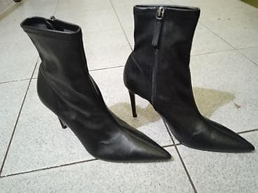 Zara crne ženske čizmice na štiklu - Model: čizmice do članka sa na lalafo.rs Zara crne ženske čizmice na štiklu - Model: čizmice do članka sa