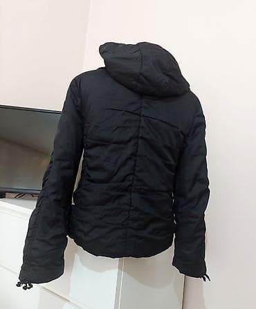 kozna jakna sa: Zara crna jakna
Super stanje
Velicina je L na lalafo.rs — 4 kozna jakna sa: Zara crna jakna
Super stanje
Velicina je L — 4