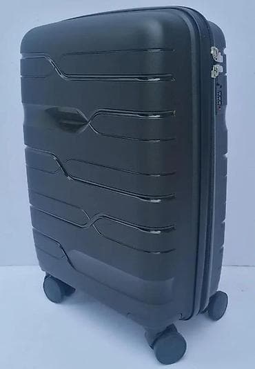 Travel suitcases and bags: Tvrdi kofer na točkiće – ručni kabinski format - Materijal: čvrsta at lalafo.rs — 4 Travel suitcases and bags: Tvrdi kofer na točkiće – ručni kabinski format - Materijal: čvrsta — 4