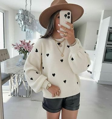 🔥Ženski džemper sa srcima – udoban i moderan 🔥Akcijaaa Cena: 2200 na lalafo.rs — 2 🔥Ženski džemper sa srcima – udoban i moderan 🔥Akcijaaa Cena: 2200 — 2