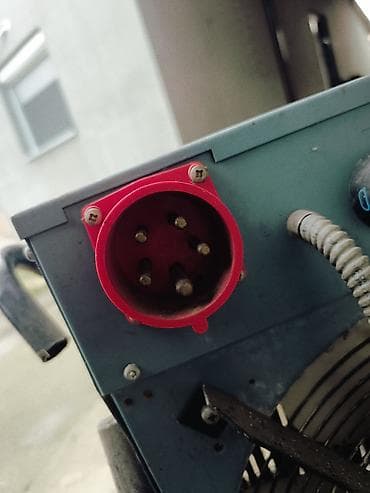 Industrijski električni grejač FRICO sa ventilatorom - Brend: FRICO at lalafo.rs — 6 Industrijski električni grejač FRICO sa ventilatorom - Brend: FRICO — 6