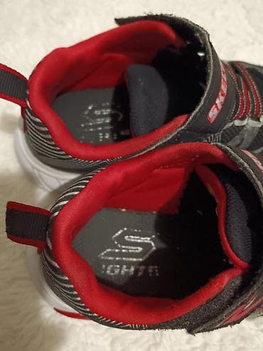 Orig.skechers 28-ug 17.5
Standardni tragova,nigde pocepane na lalafo.rs — 3 Orig.skechers 28-ug 17.5
Standardni tragova,nigde pocepane — 3