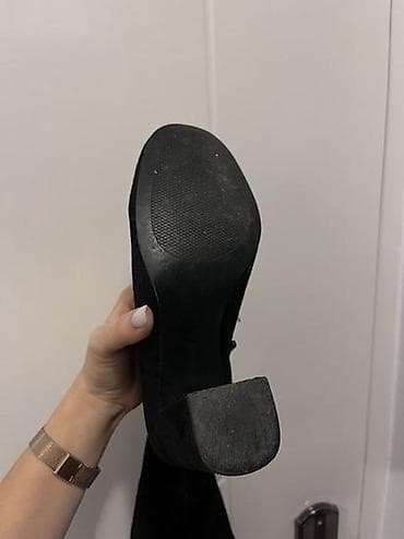High boots, 40, color - Black at lalafo.rs — 4 High boots, 40, color - Black — 4
