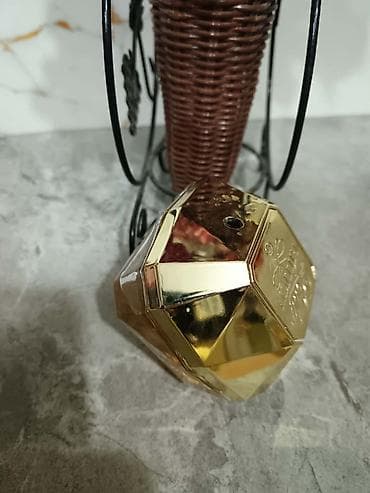 Zenski parfemi bilo koja dva za 2000dinara 🥰 Obradujte vasu dragu na lalafo.rs — 9 Zenski parfemi bilo koja dva za 2000dinara 🥰 Obradujte vasu dragu — 9