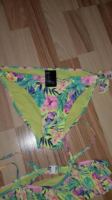 Swimwear: H&M kupaci za devojcicu.
Velicina 170
Oba za 850din at lalafo.rs — 8 Swimwear: H&M kupaci za devojcicu.
Velicina 170
Oba za 850din — 8