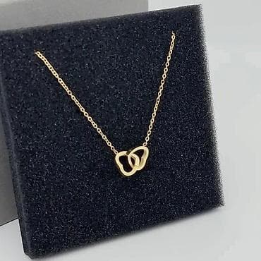 Ogrlica sa dva isprepletena srca
1300 din na lalafo.rs — 6 Ogrlica sa dva isprepletena srca
1300 din — 6