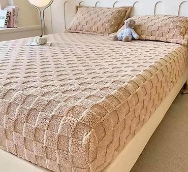 Plišana presvlaka/štitnik za dušek sa jastučnicama - Materijal na lalafo.rs — 3 Plišana presvlaka/štitnik za dušek sa jastučnicama - Materijal — 3