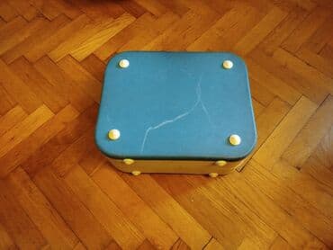 Antique devices: Retro,stari mali gramofon u koferu. Simpatican mali gramofon,vise kao at lalafo.rs — 6 Antique devices: Retro,stari mali gramofon u koferu. Simpatican mali gramofon,vise kao — 6