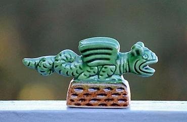 Lindwurm porculanska figurina. Stara austrijska figurina. Perfektno na lalafo.rs Lindwurm porculanska figurina. Stara austrijska figurina. Perfektno
