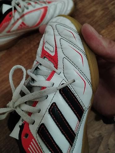 Adidas dečije patike za futsal/salu broj 33 - Model: Adidas indoor na lalafo.rs — 4 Adidas dečije patike za futsal/salu broj 33 - Model: Adidas indoor — 4