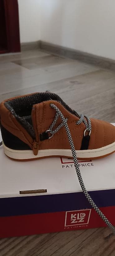 Patike za dečake,broj 23,Zara na lalafo.rs — 3 Patike za dečake,broj 23,Zara — 3