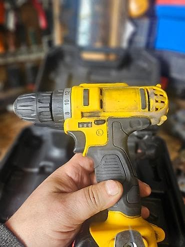 Cordless Power Tools: Bežična akumulatorska bušilica/odvijač 21V Li‑ion Busilica ispravan at lalafo.rs — 1 Cordless Power Tools: Bežična akumulatorska bušilica/odvijač 21V Li‑ion Busilica ispravan — 1