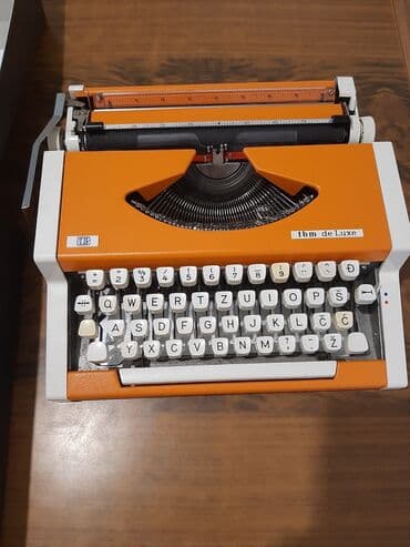 Antique devices: Mehanicka pisaca masina sa koferom.U ispravnom stamju at lalafo.rs — 2 Antique devices: Mehanicka pisaca masina sa koferom.U ispravnom stamju — 2
