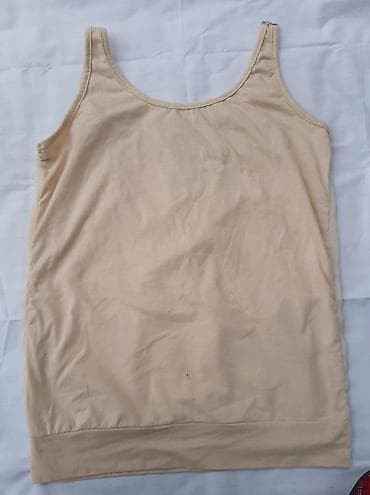 kom sa etiketom: Majica na bretele sa cirkonima Nekorisceno bez etikete. Majica na at lalafo.rs — 3 kom sa etiketom: Majica na bretele sa cirkonima Nekorisceno bez etikete. Majica na — 3