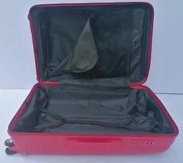 Travel suitcases and bags: Set crvenih kofera – 3 komada - Dizajn: moderni polikarbonatni/ABS at lalafo.rs — 9 Travel suitcases and bags: Set crvenih kofera – 3 komada - Dizajn: moderni polikarbonatni/ABS — 9