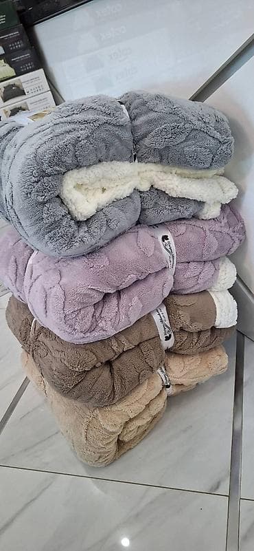 Ćebe krzno 3300din dimenzija 230x200 na lalafo.rs — 9 Ćebe krzno 3300din dimenzija 230x200 — 9