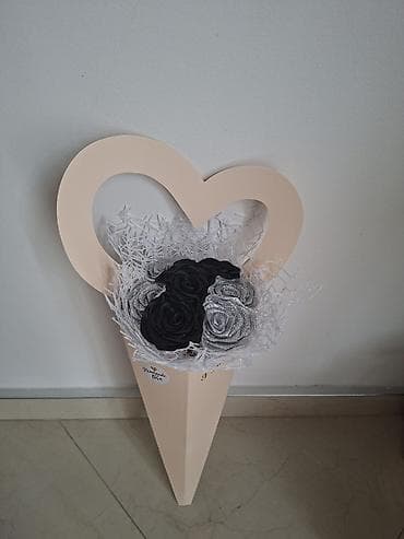 Antique Club Tables: Dekorativni aranžmani od veštačkih ruža – ručno rađeni - Ekskluzivni at lalafo.rs — 6 Antique Club Tables: Dekorativni aranžmani od veštačkih ruža – ručno rađeni - Ekskluzivni — 6