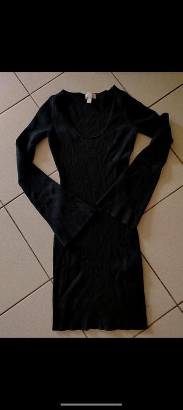 Nova H&M haljina. Odgovara za S i M na lalafo.rs Nova H&M haljina. Odgovara za S i M