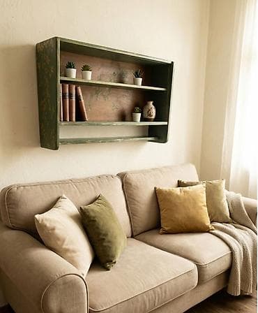 Restaurirana zidna polica od punog drveta – ručno rađena na lalafo.rs Restaurirana zidna polica od punog drveta – ručno rađena