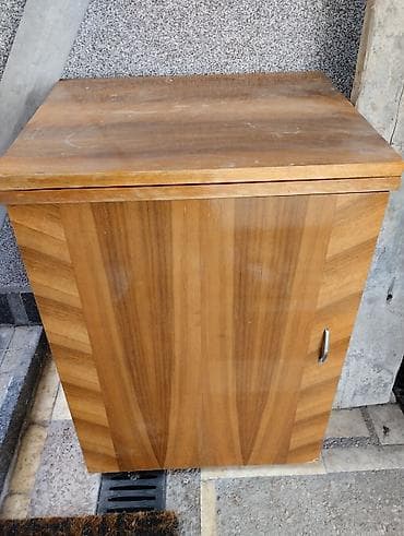 Bagat šivaća mašina u originalnom drvenom kabinetu - Model: Bagat at lalafo.rs — 3 Bagat šivaća mašina u originalnom drvenom kabinetu - Model: Bagat — 3