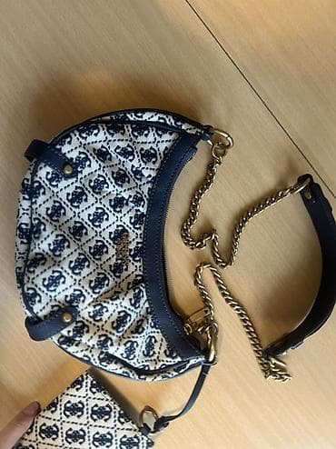 Guess Nova original Guess torba sa novcanikom Uvoz Nemacka Zalando 65€ na lalafo.rs — 3 Guess Nova original Guess torba sa novcanikom Uvoz Nemacka Zalando 65€ — 3