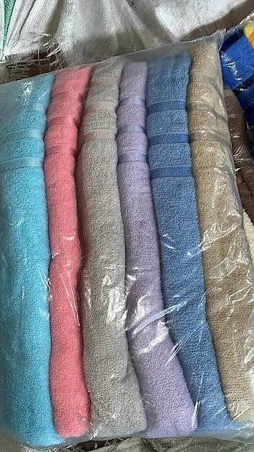 prsluk jaknica mango u: Set frotirskih peškira – razne boje - Materijal: meki, upijajući at lalafo.rs — 4 prsluk jaknica mango u: Set frotirskih peškira – razne boje - Materijal: meki, upijajući — 4