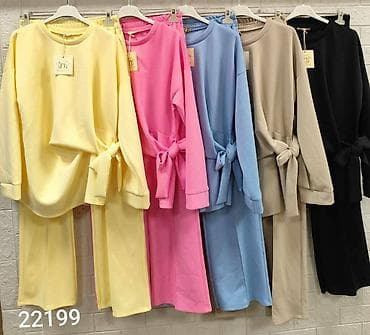 Damski komplet (bluza + pantalone) sa mašnom sa strane - Model: 22199 na lalafo.rs — 1 Damski komplet (bluza + pantalone) sa mašnom sa strane - Model: 22199 — 1